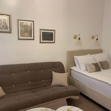Lily Apartmani SJJ Exterior foto